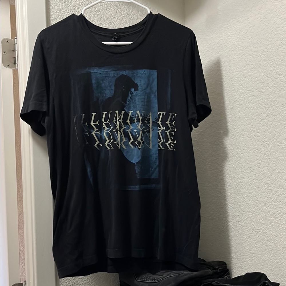 shawn mendes illuminate black tshirt